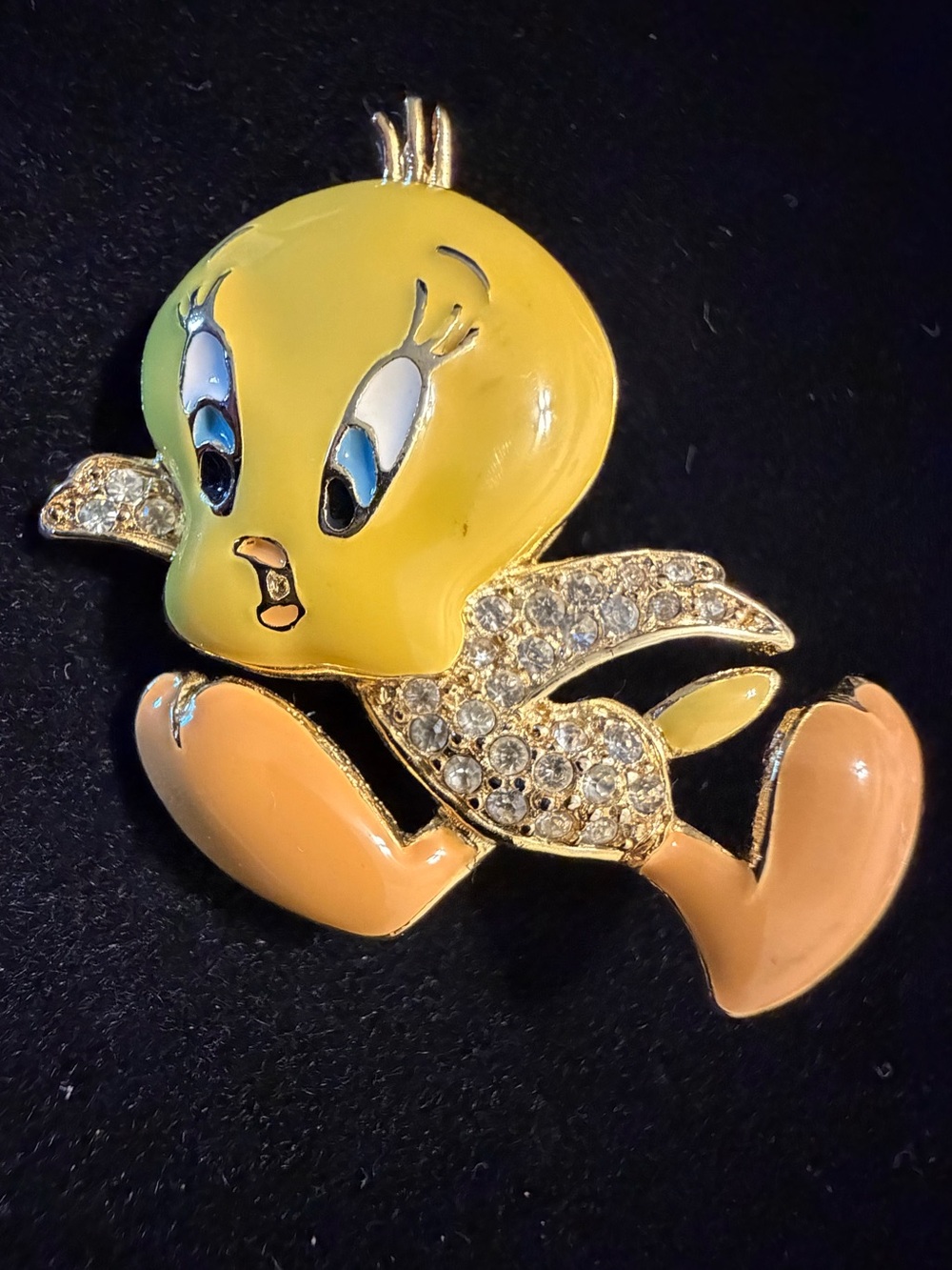 Warner Bros. Tweety Bird Enamel Pin in Yellow and Peach